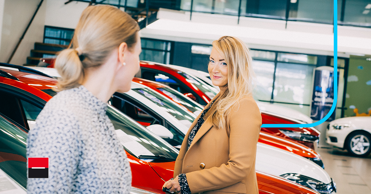 Työsuhdeautolla ajavat naiset haluavat autoiluun sähköä paljon muita suomalaisia enemmän